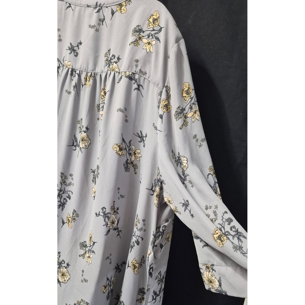 Torrid women's gray floral Georgette Hi-Lo tunic blouse boho shirt sz. 4 pockets - Picture 9 of 13